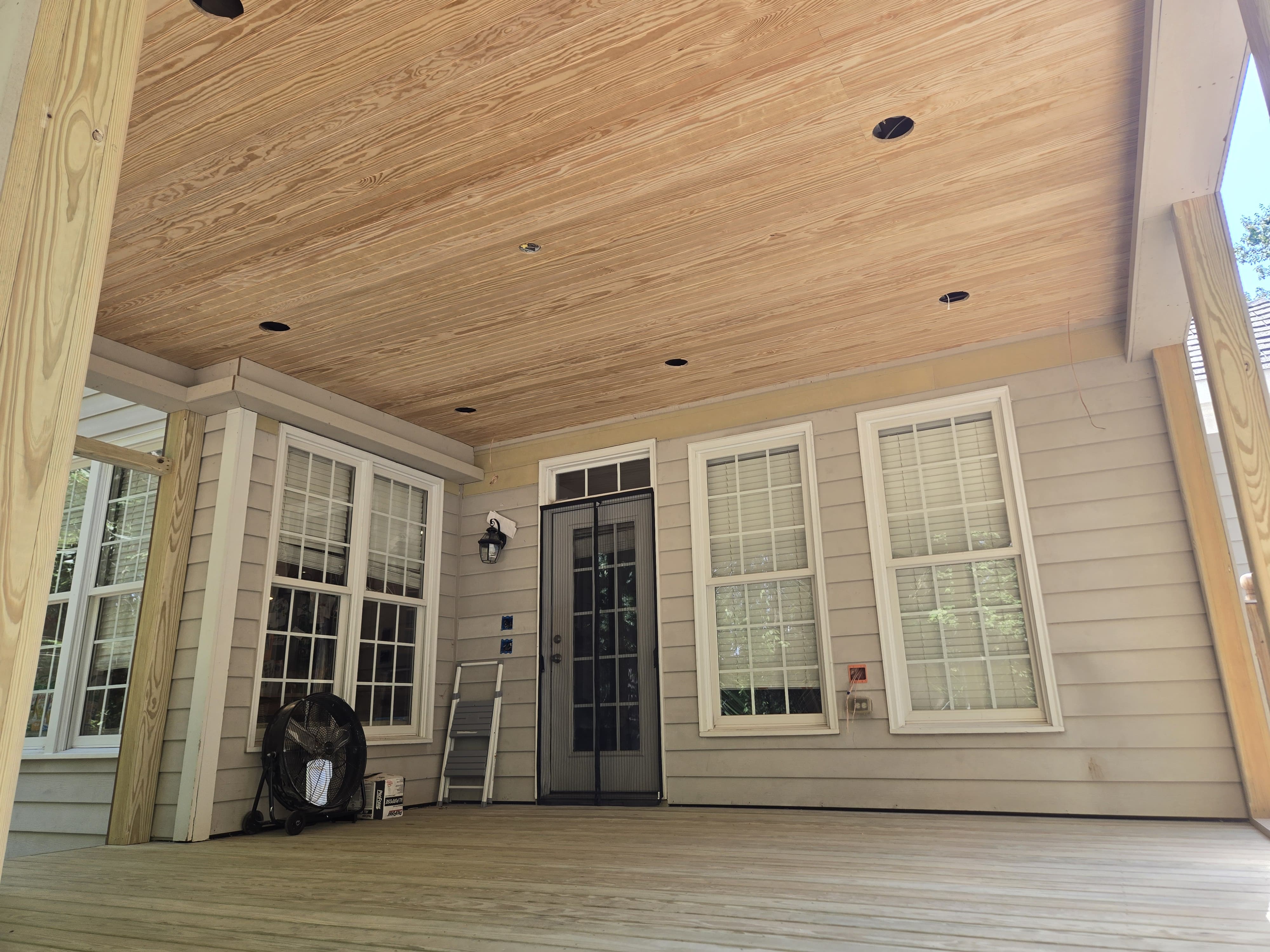 Three season room panoramic windows
