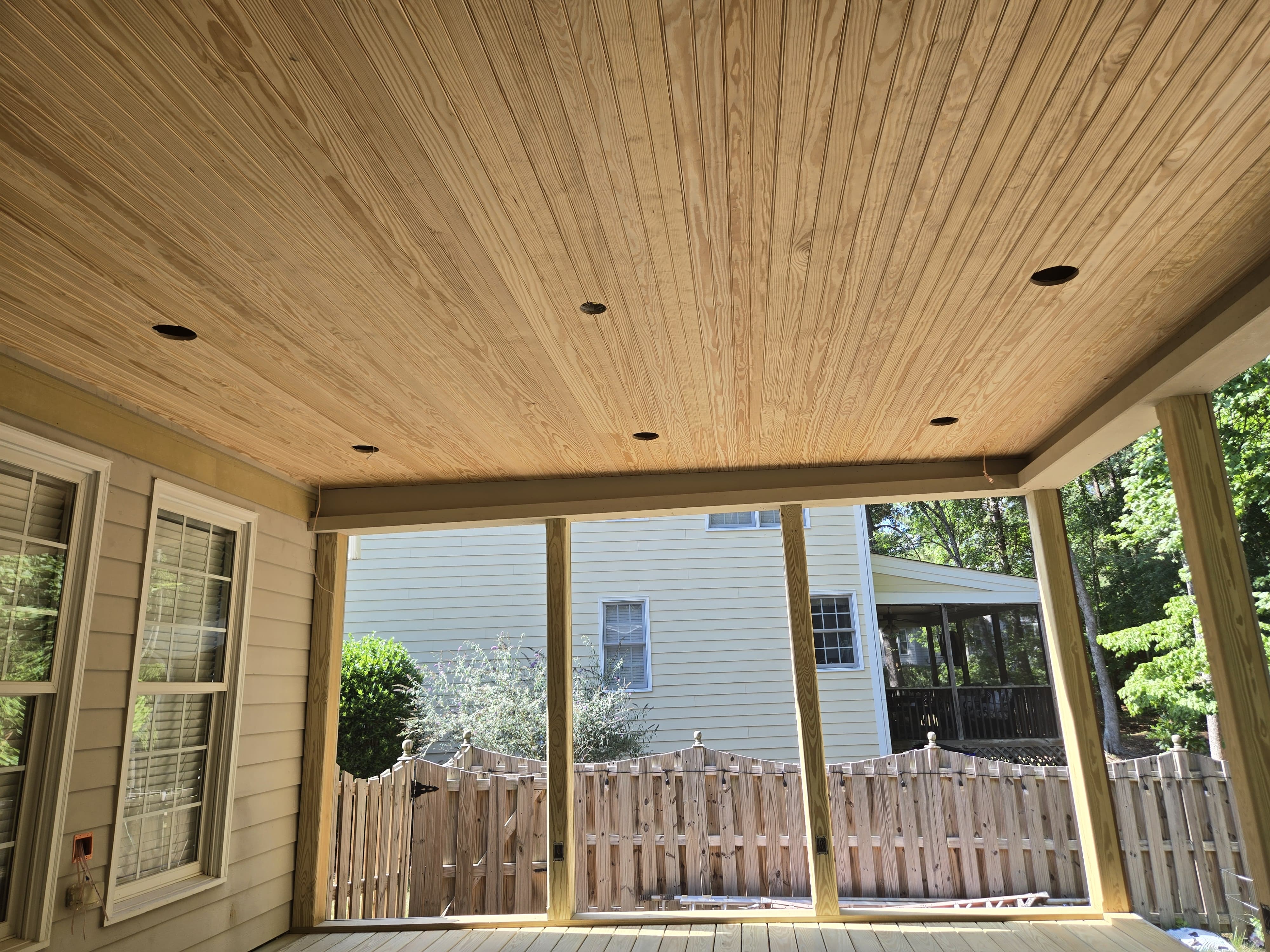 Three season room outdoor connection